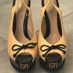 Fendi slingback heels 👠